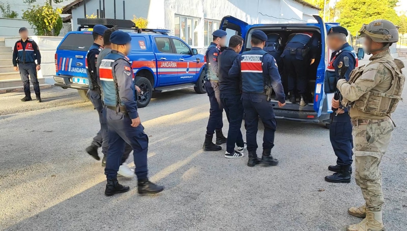 Türkiye Genelinde Gerçekleşen SİBERGÖZ-39 Operasyonlarında 74 Kişi Yakalandı