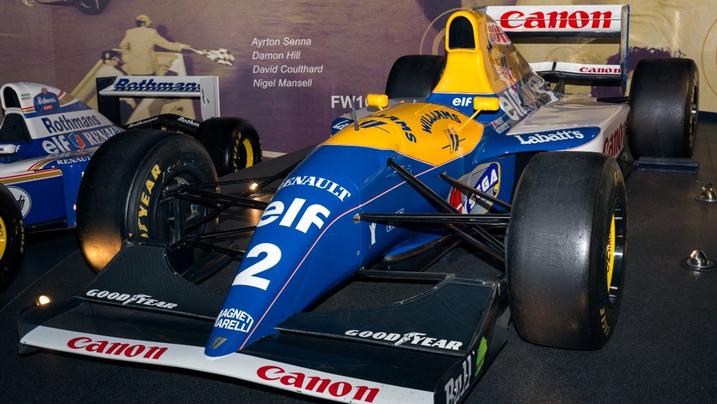 Yasaklanan F1 Aracı: Williams Renault FW15C