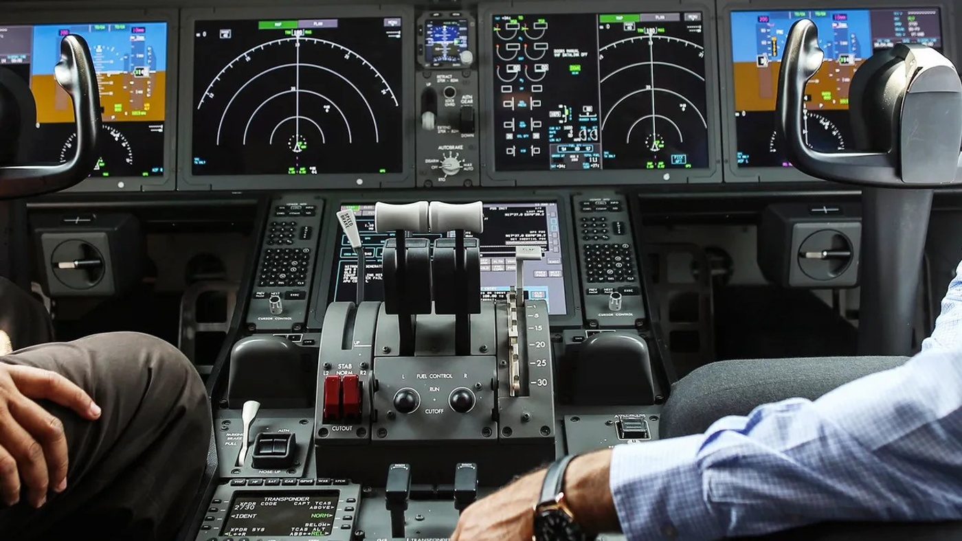 How Does Autopilot Work in Aircraft?
