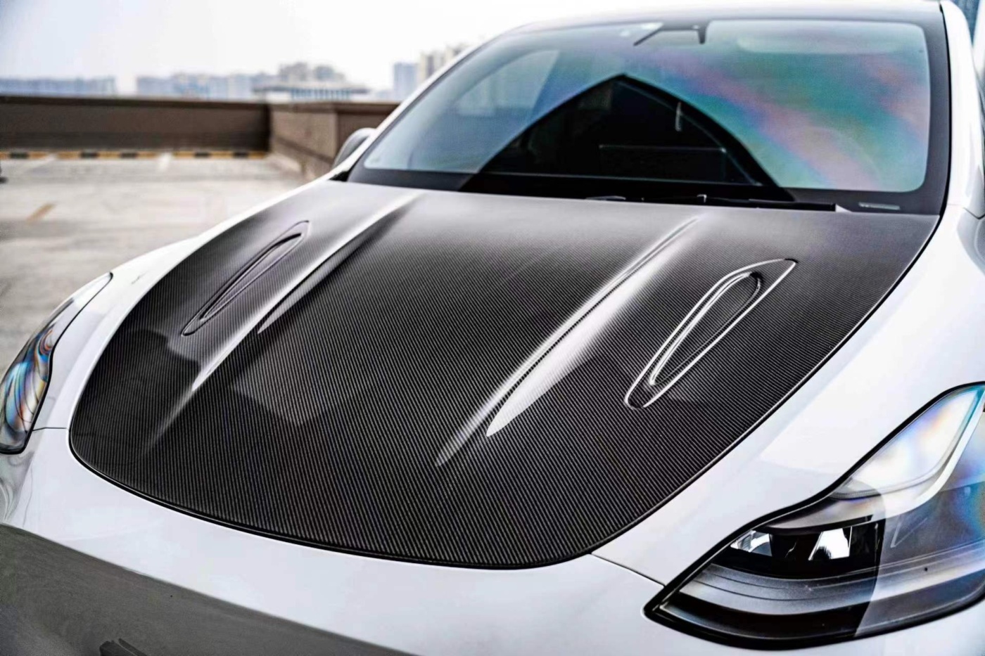 Tesla, ABD’de 1,8 Milyon Aracı Yazılım Hatası Nedeniyle Geri Çağırdı