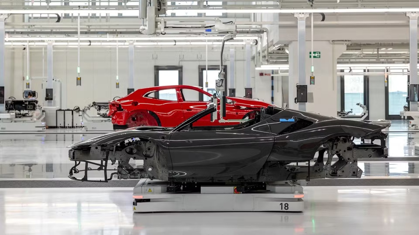 Ferrari 2025’te İlk Elektrikli Modelini Piyasaya Sürüyor