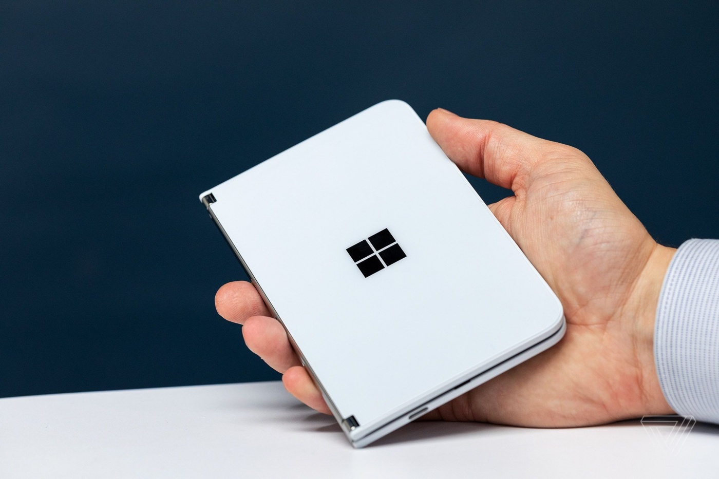 Microsoft’tan Yenilikçi Katlanabilir Telefon Patenti